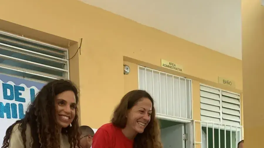 שגרירות ישראל ברפובליקה הדומיניקנית, יחד עם מש"ב, סוכנות הסיוע של משרד החוץ, הגישו לאחרונה סיוע במס' מוקדים במדינה שנפגעו בספטמבר האחרון מסופת ההוריקאן "פיונה".

נובמבר 2022
