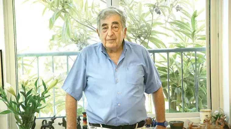 חיים באר 