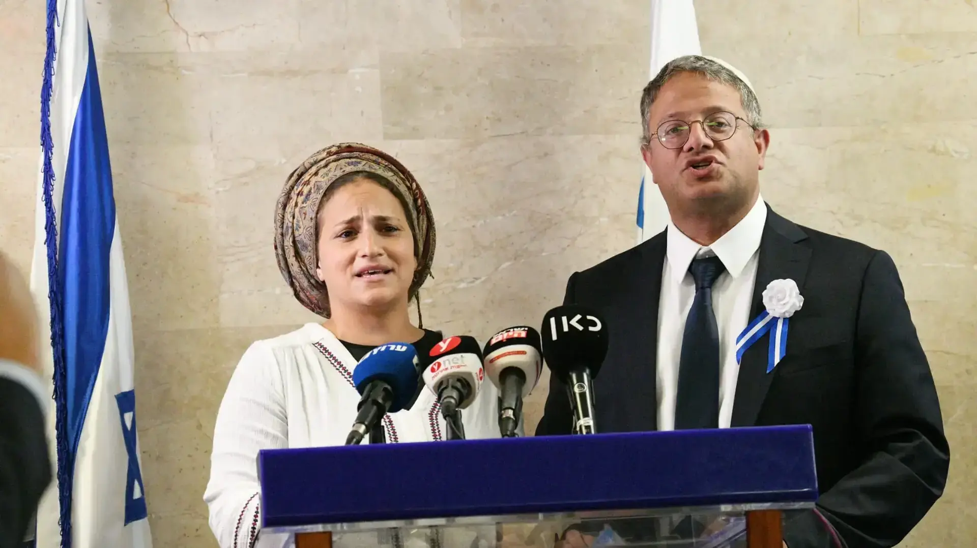 טקס השבעת הכנסת | יו"ר עוצמה יהודית, איתמר בן גביר במהלך ישיבת סיעתו 15 בנובמבר 2022 טקס השבעת הכנסת | יו"ר עוצמה יהודית, איתמר בן גביר במהלך ישיבת סיעתו 15 בנובמבר 2022