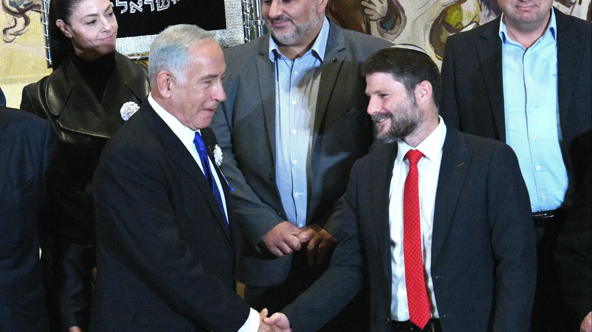 בנימין נתניהו, בצלאל סמוטריץ' בהשבעת הכנסת ה-25, 15 בנובמבר 2022 בנימין נתניהו, בצלאל סמוטריץ' בהשבעת הכנסת ה-25, 15 בנובמבר 2022