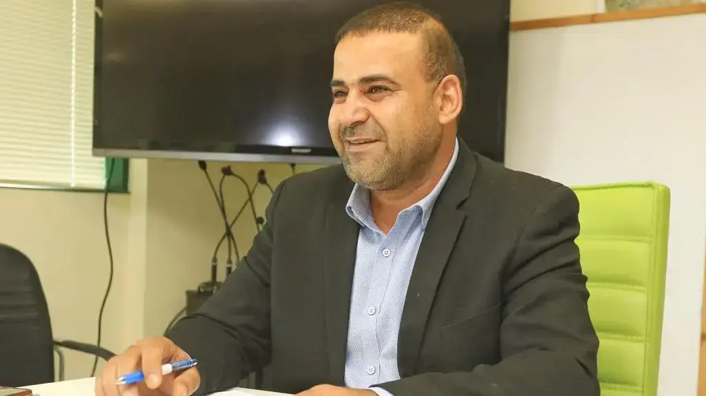 סלאמה אל אטראש, ראש מועצת אל קאסום: "אני מחבק את העובדים המסורים ומחזק אותם"