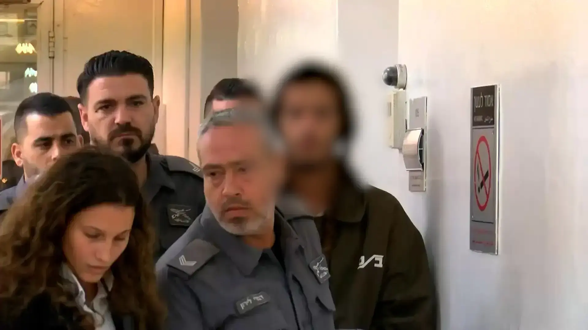 הארכת מעצר קטין בחשד שתקף חיילת
22.11.22 הארכת מעצר קטין בחשד שתקף חיילת
22.11.22