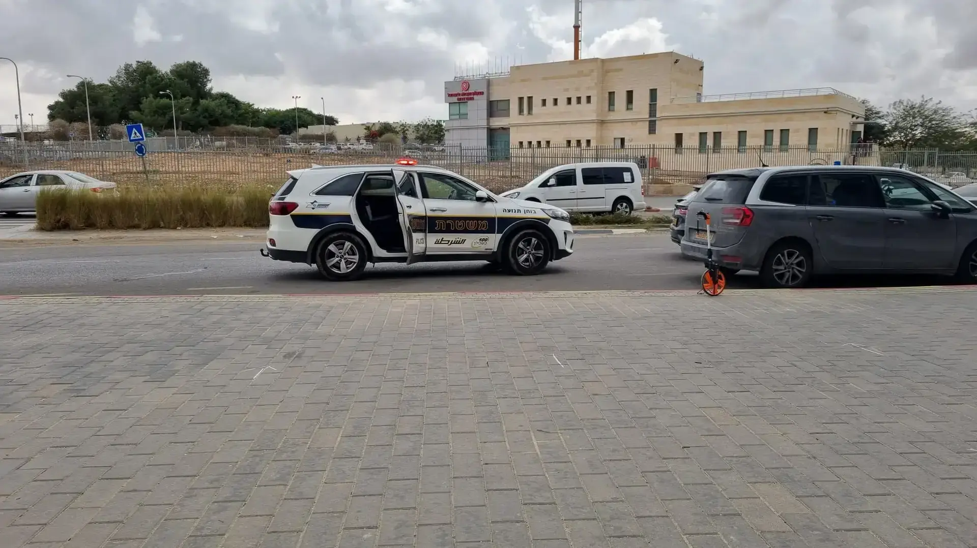 פגיעה בהולך רגל ברח' אילן רמון באזור הטכני,באר שבע, 24 בנובמבר 2022