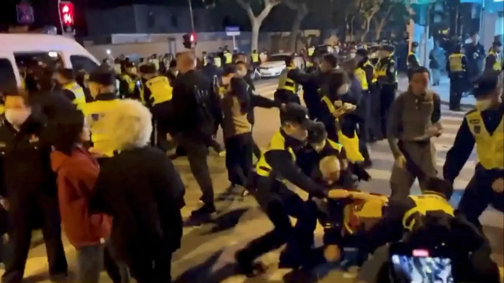 הפגנות בסין נגד מגבלות הקורונה הפגנות בסין נגד מגבלות הקורונה