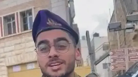 לוחם גבעתי שתועד מקלל פעיל שמאל, 29 בנובמבר 2022 לוחם גבעתי שתועד מקלל פעיל שמאל, 29 בנובמבר 2022