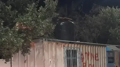 פרשיית סחיטה של קבלנים במסגרתה הוצתו כלים הנדסיים (באגרים) ומבנים ארעיים כחלק ממאבקים  בן עבריינים על גביית דמי חסות מאתרי בנייה בטמרה כפר יחזקאל וקיבוץ גזית