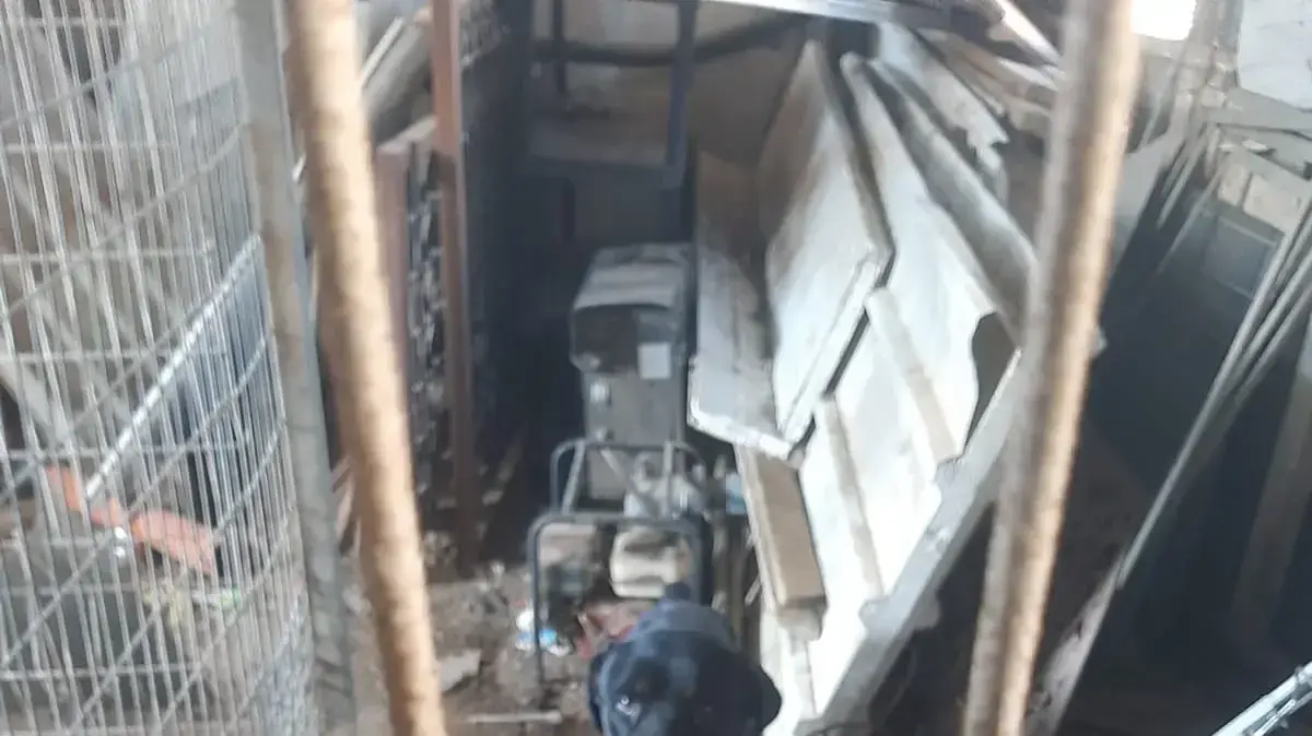 איתור בית גידול פיראטי באעבלין בו הוחזקו תשעה כלבים ללא תנאי מחייה בסיסיים 1 בדצמבר 2022 איתור בית גידול פיראטי באעבלין בו הוחזקו תשעה כלבים ללא תנאי מחייה בסיסיים 1 בדצמבר 2022