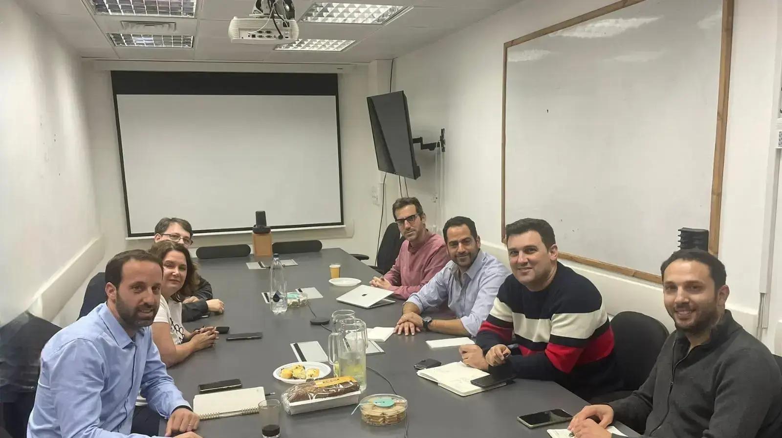 לראשונה נפגשו נציגי מפלגות האופוזיציה העתידית מיש עתיד, המחנה הממלכתי, העבודה ומרצ (שלא מיוצגת בכנסת) כדי לדון בקידום פורום פעולה משותף במאבק מול הממשלה המסתמנת, 6 בדצמבר 2022 לראשונה נפגשו נציגי מפלגות האופוזיציה העתידית מיש עתיד, המחנה הממלכתי, העבודה ומרצ (שלא מיוצגת בכנסת) כדי לדון בקידום פורום פעולה משותף במאבק מול הממשלה המסתמנת, 6 בדצמבר 2022