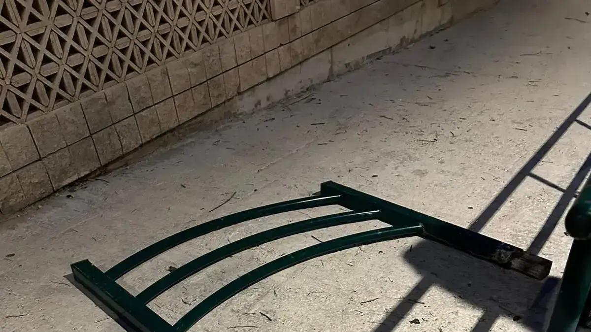 גדר הבטיחות שקרסה גדר הבטיחות שקרסה