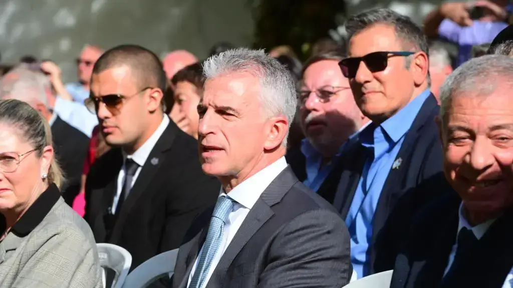 דדי ברנע בטקס חנוכת המוזיאון הלאומי על שם אלי כהן דדי ברנע בטקס חנוכת המוזיאון הלאומי על שם אלי כהן