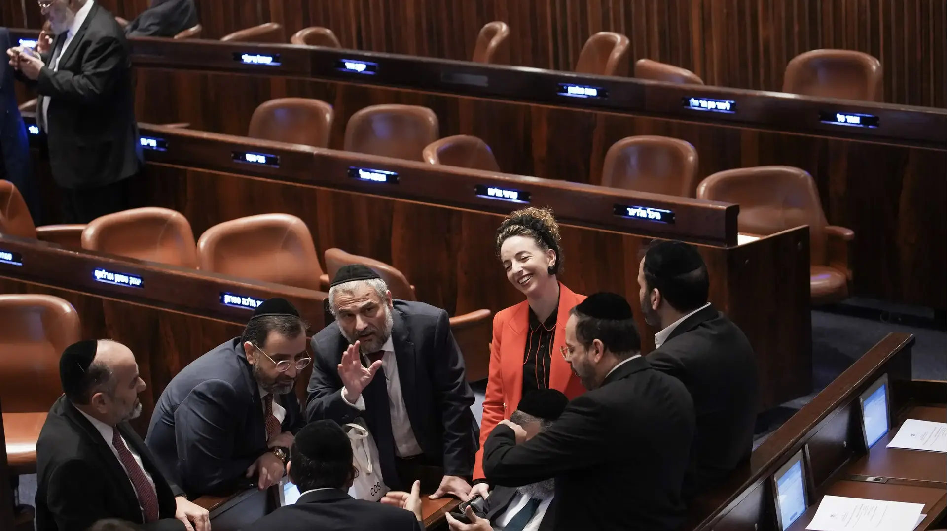 ח"כים של מפלגת ש"ס, והח"כית עידית סילמן. ההצבעה על חוק דרעי. 16 בדצמבר 2022 ח"כים של מפלגת ש"ס, והח"כית עידית סילמן. ההצבעה על חוק דרעי. 16 בדצמבר 2022