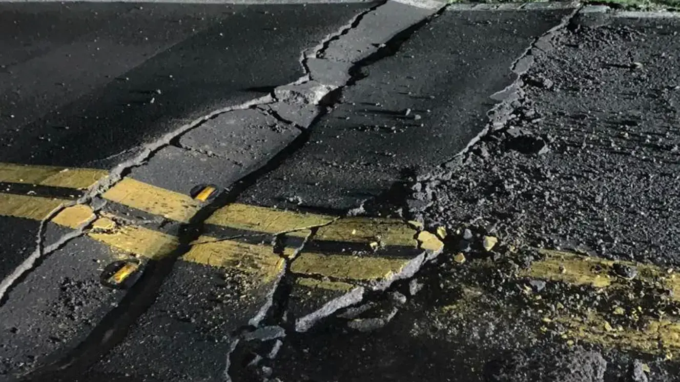 רעידת אדמה בקליפורניה ארצות הברית שהשאירה עשרות אלפים ללא חשמל. 21 בדצמבר 2022 רעידת אדמה בקליפורניה ארצות הברית שהשאירה עשרות אלפים ללא חשמל. 21 בדצמבר 2022