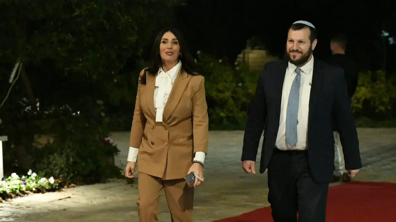 מירי רגב ועמיחי בן אליהו בהתכנסות ממשלת ישראל ה37 בבית נשיא המדינה, 29 בדצמבר 2022 מירי רגב ועמיחי בן אליהו בהתכנסות ממשלת ישראל ה37 בבית נשיא המדינה, 29 בדצמבר 2022