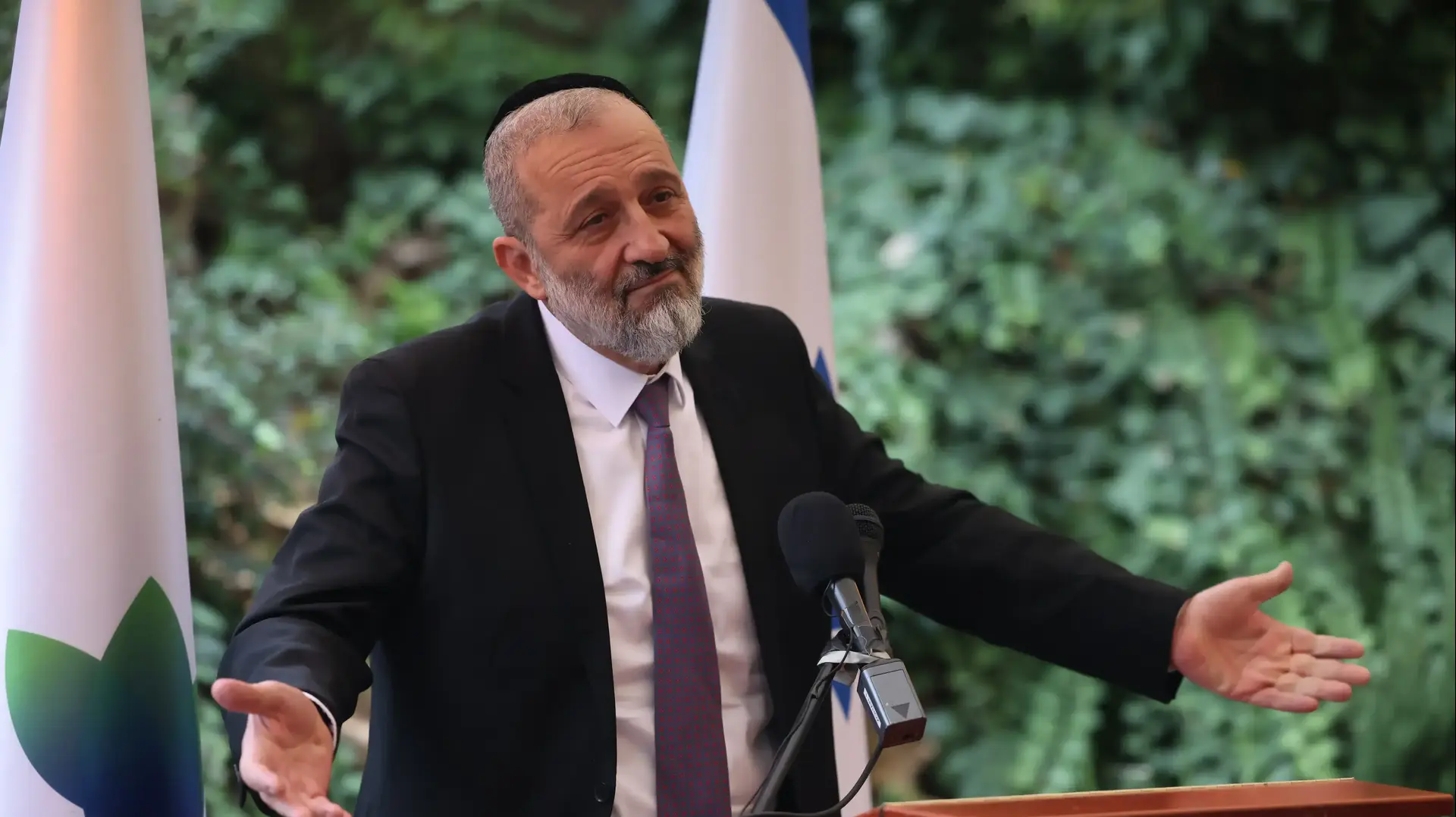 אריה דרעי שר הפנים הנכנס בטקס החילופים, 1 בינואר 2023 אריה דרעי שר הפנים הנכנס בטקס החילופים, 1 בינואר 2023