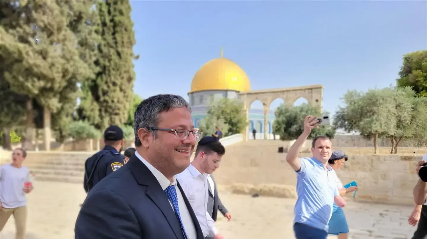 איתמר בן גביר בכניסה להר הבית
3.1.23 איתמר בן גביר בכניסה להר הבית
3.1.23