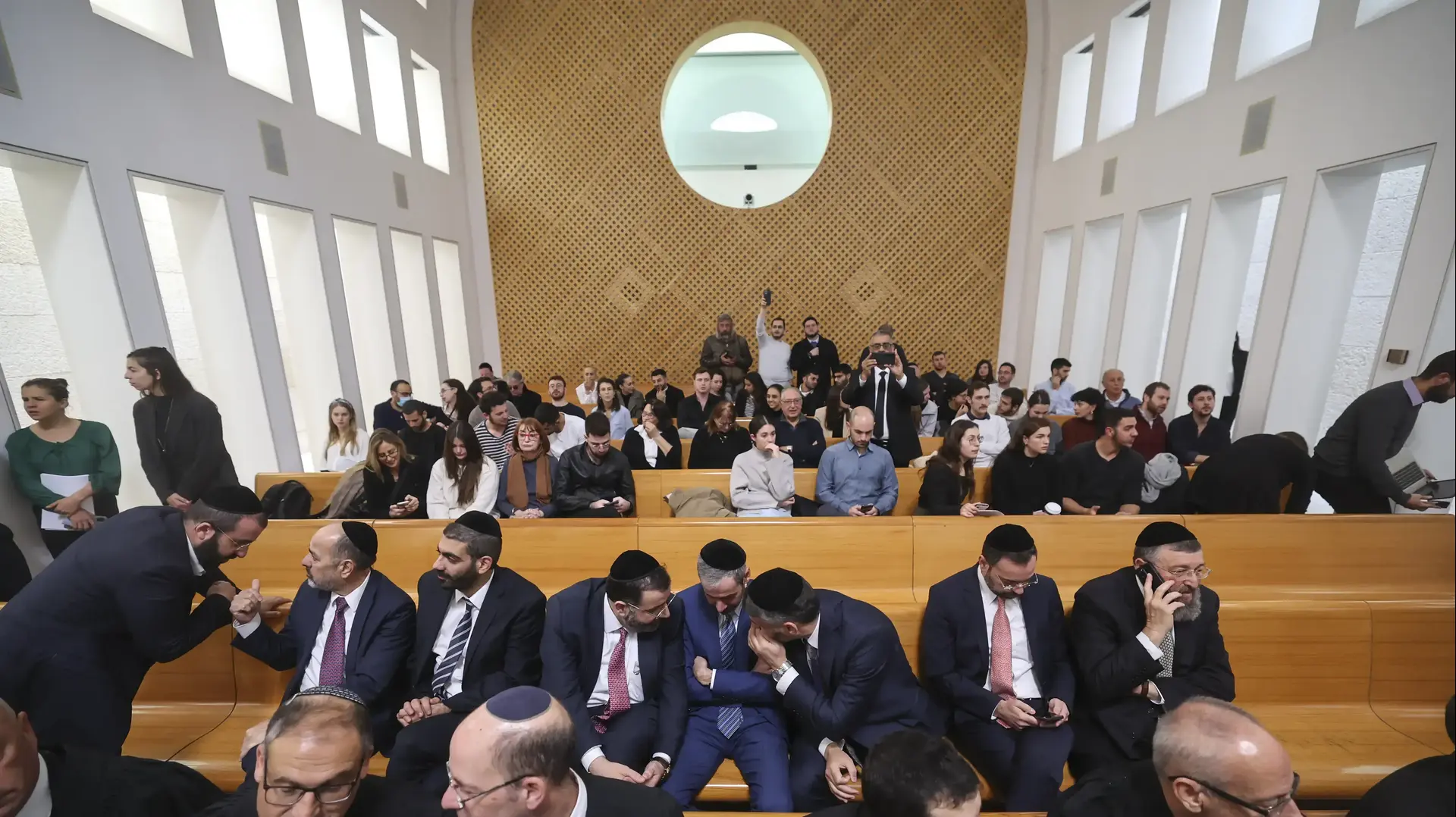 עתירה בהרכב מורחב של 11 שופטים בנוגע למינוי ח"כ דרעי, ביהמ"ש העליון עתירה בהרכב מורחב של 11 שופטים בנוגע למינוי ח"כ דרעי, ביהמ"ש העליון