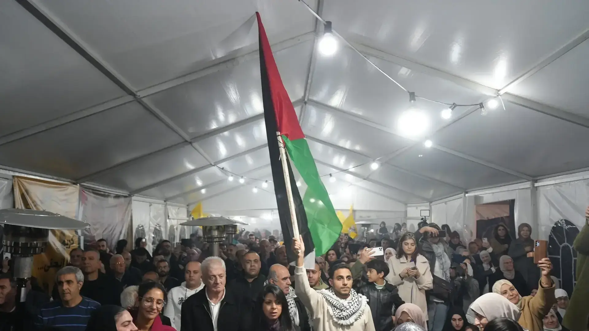 חגיגות שחרורו של האסיר המשוחרר כרים יונס בכפר עארה, 6 בינואר 2023 חגיגות שחרורו של האסיר המשוחרר כרים יונס בכפר עארה, 6 בינואר 2023