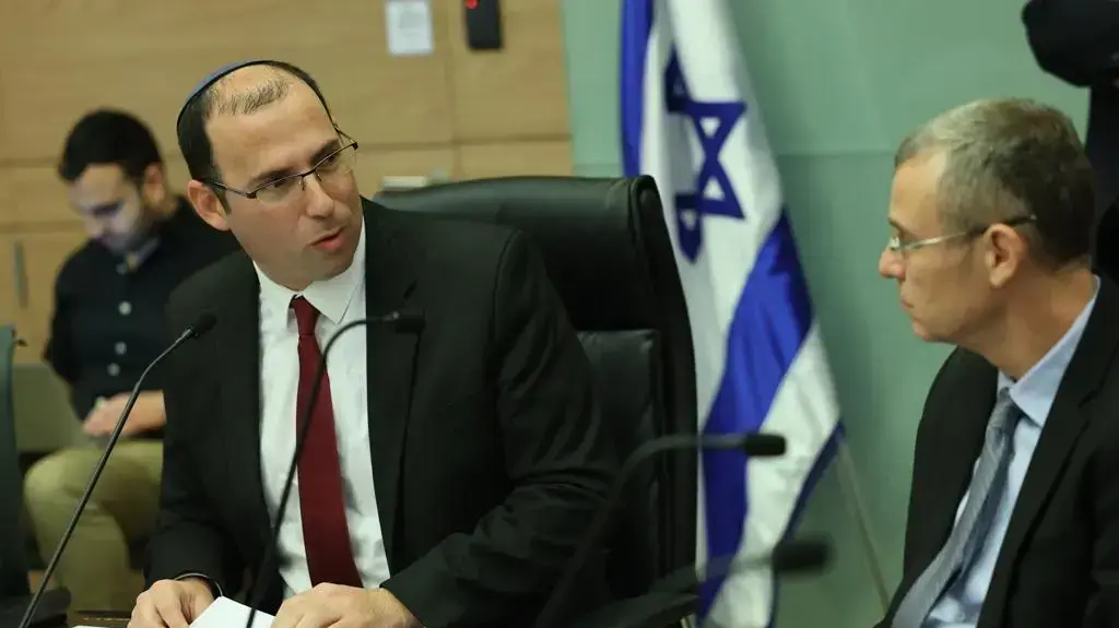 שר המשפטים יריב לוין בדיון ועדת החוקה, חוק ומשפט- הצגת תהליך העבודה של הוועדה בנוגע לחקיקה להסדרת מערכת היחסים שבין הכנסת והממשלה לבין מערכת המשפט, כנסת, 11 בינואר 2023 שר המשפטים יריב לוין בדיון ועדת החוקה, חוק ומשפט- הצגת תהליך העבודה של הוועדה בנוגע לחקיקה להסדרת מערכת היחסים שבין הכנסת והממשלה לבין מערכת המשפט, כנסת, 11 בינואר 2023