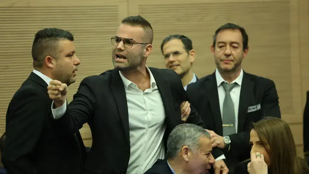 דיון ועדת החוקה, חוק ומשפט- הצגת תהליך העבודה של הוועדה בנוגע לחקיקה להסדרת מערכת היחסים שבין הכנסת והממשלה לבין מערכת המשפט, כנסת, 11 בינואר 2023 דיון ועדת החוקה, חוק ומשפט- הצגת תהליך העבודה של הוועדה בנוגע לחקיקה להסדרת מערכת היחסים שבין הכנסת והממשלה לבין מערכת המשפט, כנסת, 11 בינואר 2023