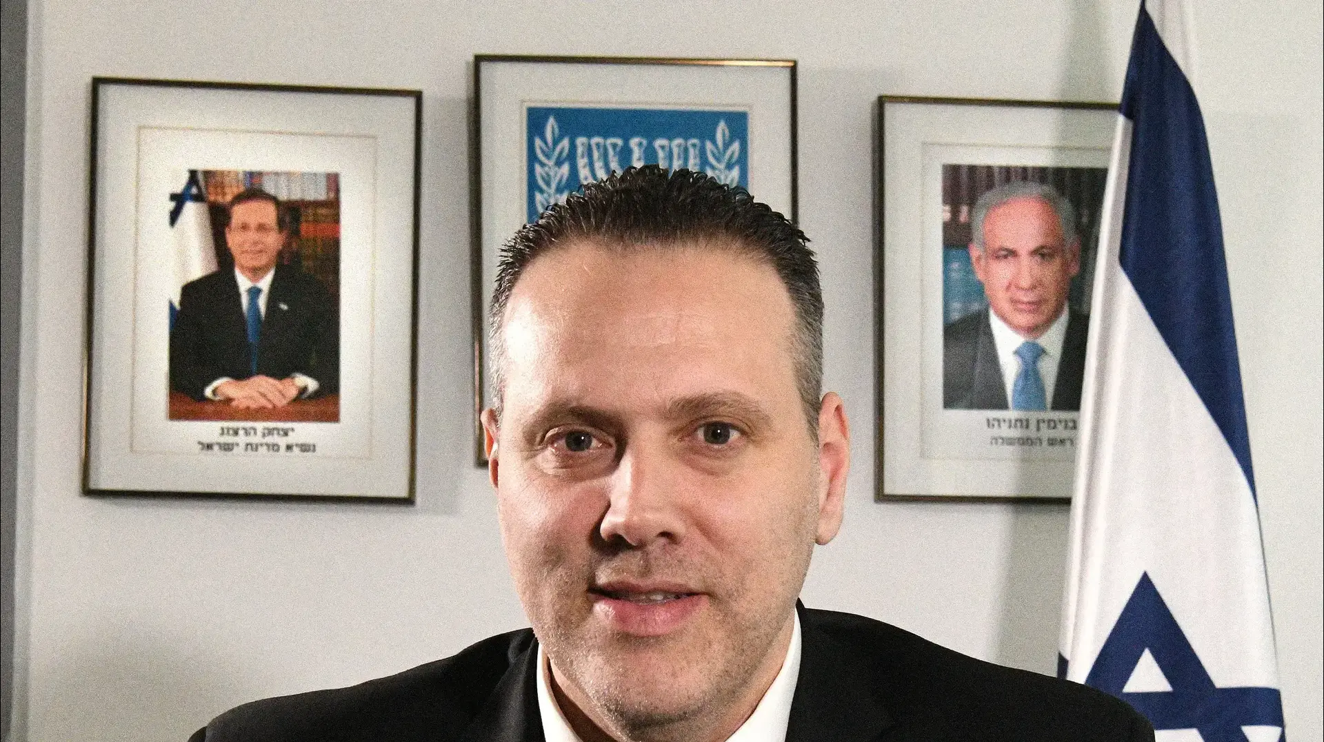 שר התרבות מיקי זוהר בראיון לוואלה! תרבות, ינואר 2023 שר התרבות מיקי זוהר בראיון לוואלה! תרבות, ינואר 2023