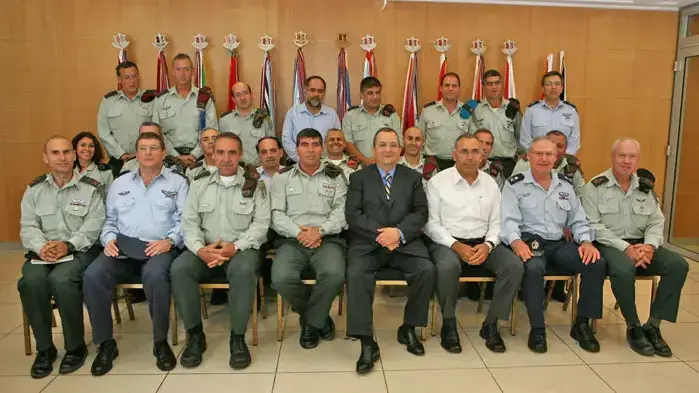 פורום  המטה הכללי עם שר הביטחון הנכנס אהוד ברק 