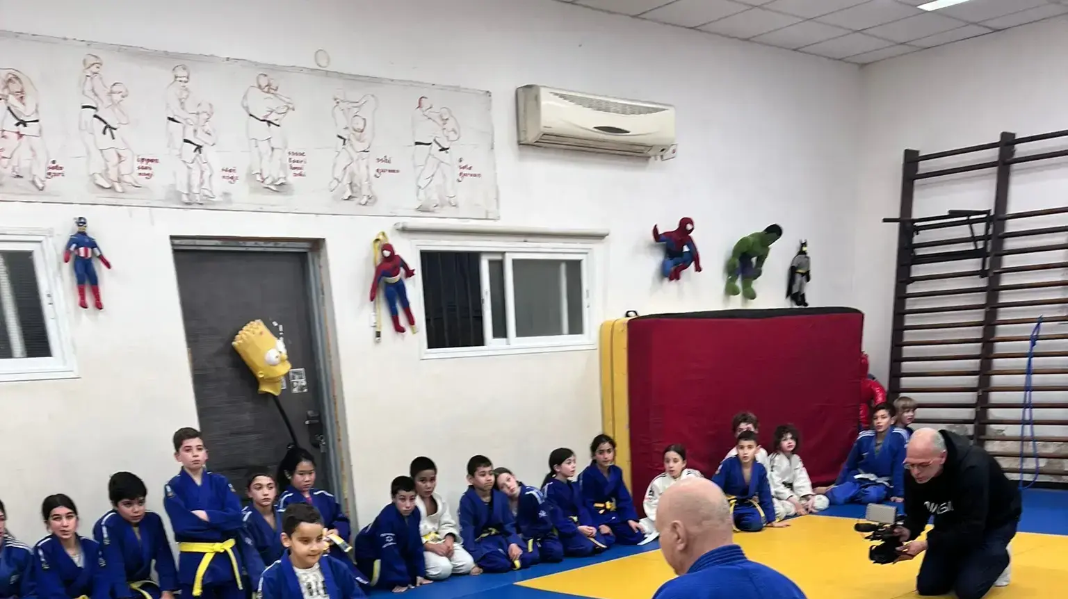 נהוראי חוגג יום הולדת שנה אחרי שנפצע בתאונה בבני ברק. ינואר 2023 נהוראי חוגג יום הולדת שנה אחרי שנפצע בתאונה בבני ברק. ינואר 2023