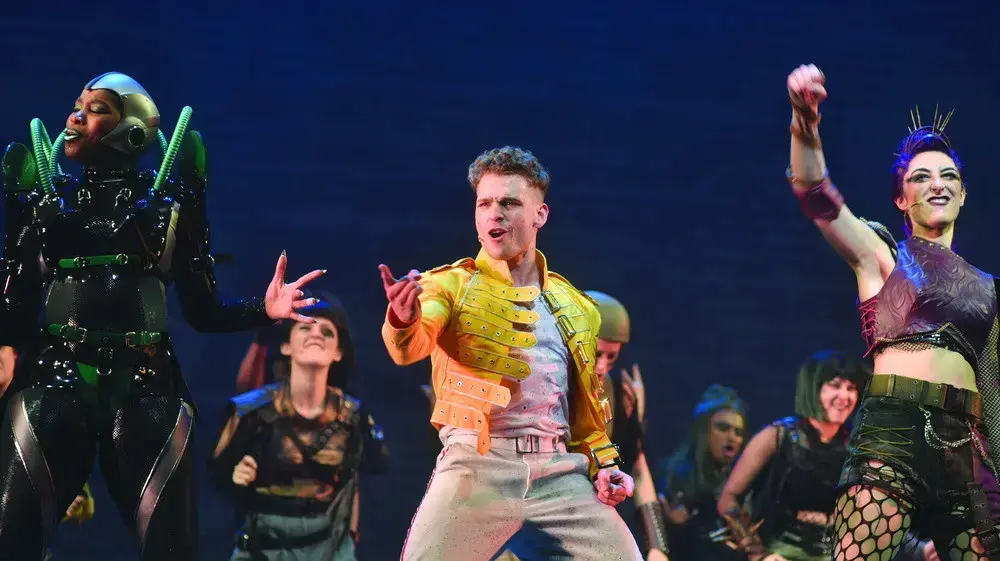 Впервые в Израиле: We Will Rock You - знаменитый мюзикл QUEEN и Бена Элтона! Впервые в Израиле: We Will Rock You - знаменитый мюзикл QUEEN и Бена Элтона!