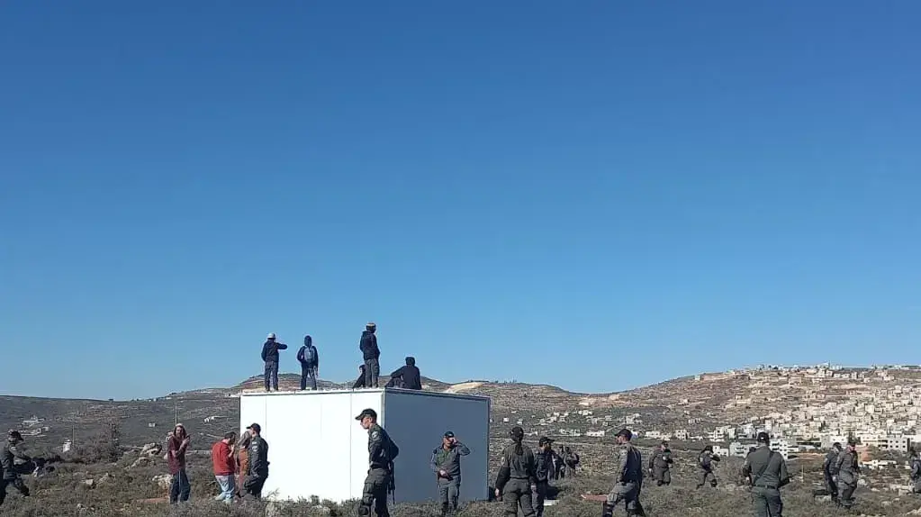 פינוי המאחז בשומרון פינוי המאחז בשומרון