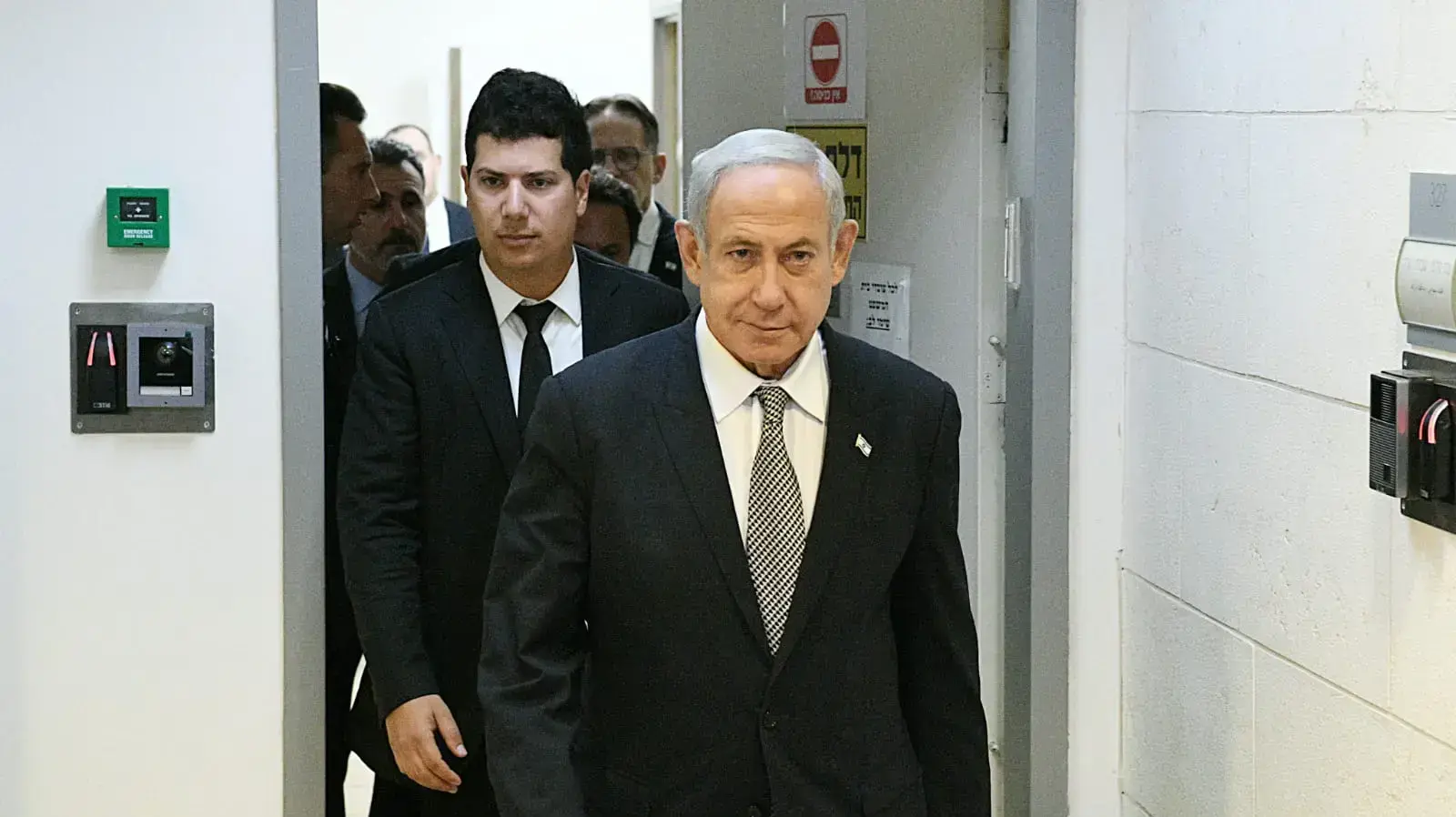 בנימין נתניהו בתביעת לשון הרע שהגיש דוד שמרון נגד דוד ארצי, ביהמ"ש השלום ראשון לציון, 23 בינואר 2023 בנימין נתניהו בתביעת לשון הרע שהגיש דוד שמרון נגד דוד ארצי, ביהמ"ש השלום ראשון לציון, 23 בינואר 2023
