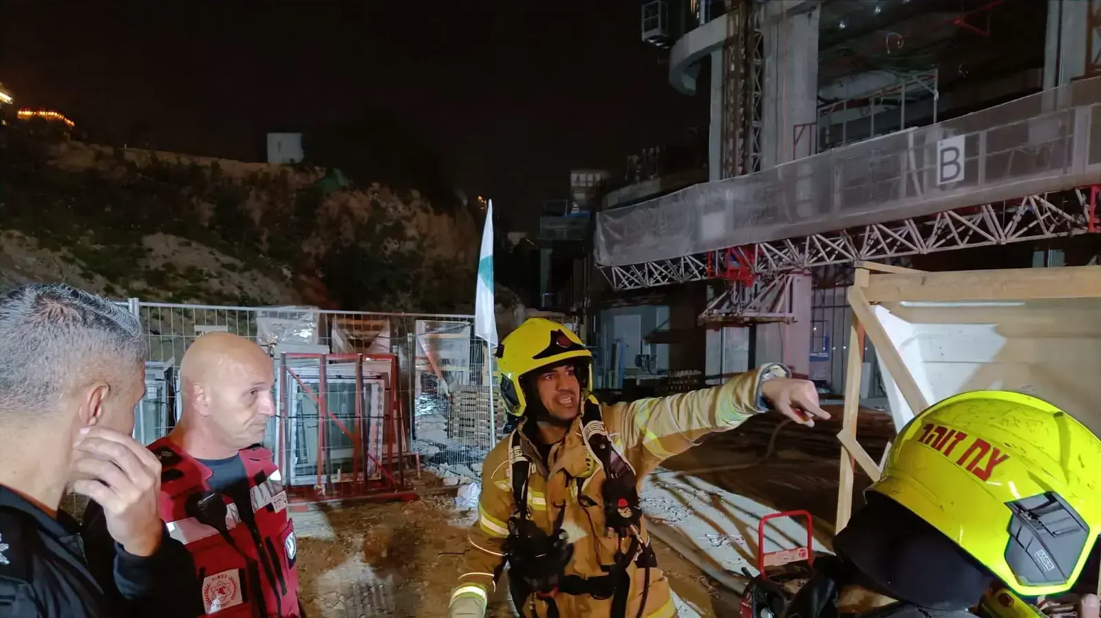 שריפה פרצה בבניין בן 44 קומות בשכונת בבלי בתל אביב, 23 בינואר 2023 שריפה פרצה בבניין בן 44 קומות בשכונת בבלי בתל אביב, 23 בינואר 2023