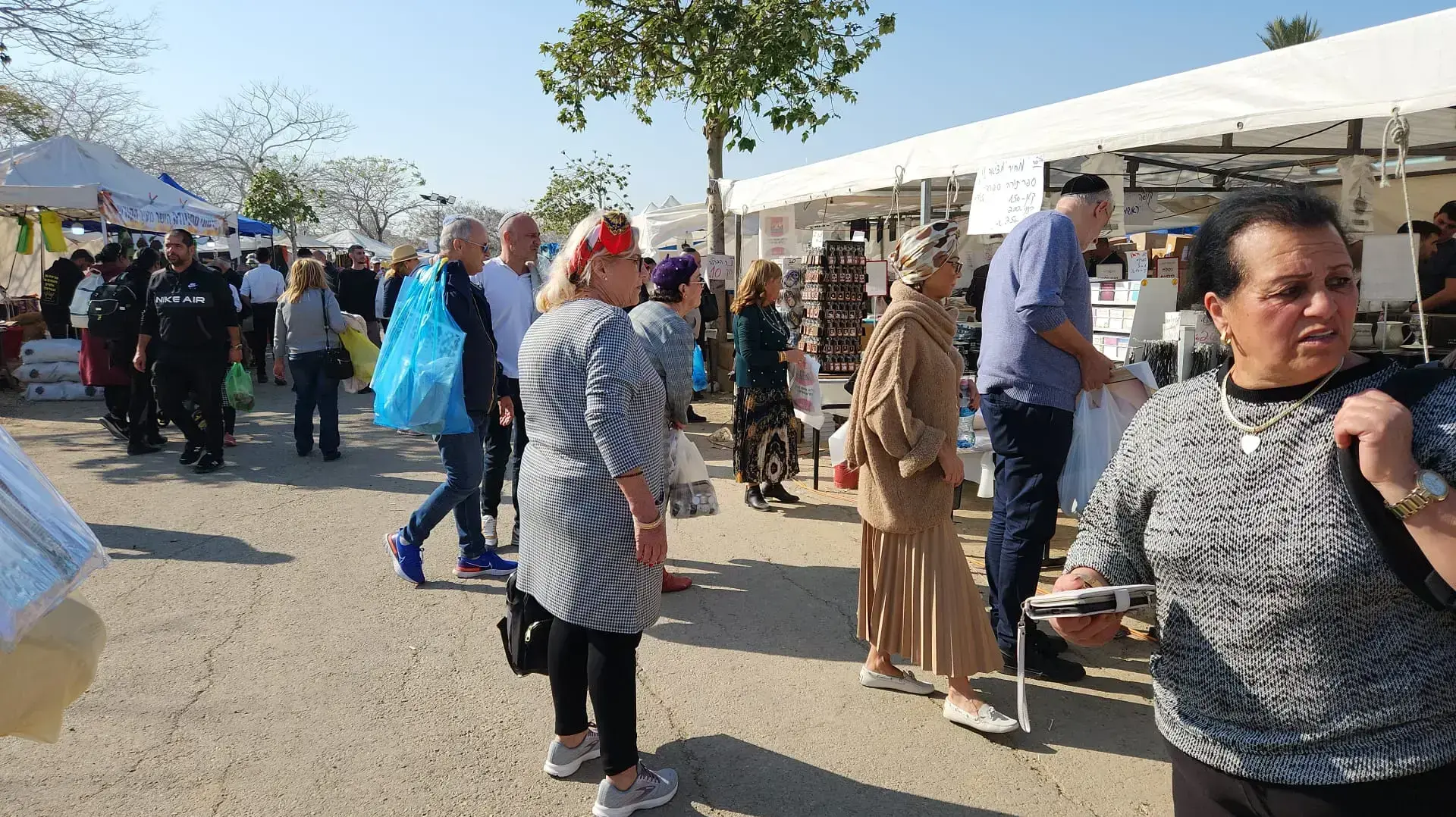 עשרות אלפים צפויים להגיע להילולת הבבא סאלי בנתיבות 26 בינואר 2022