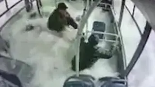 אוטובוס שנפל לתוך אגם
