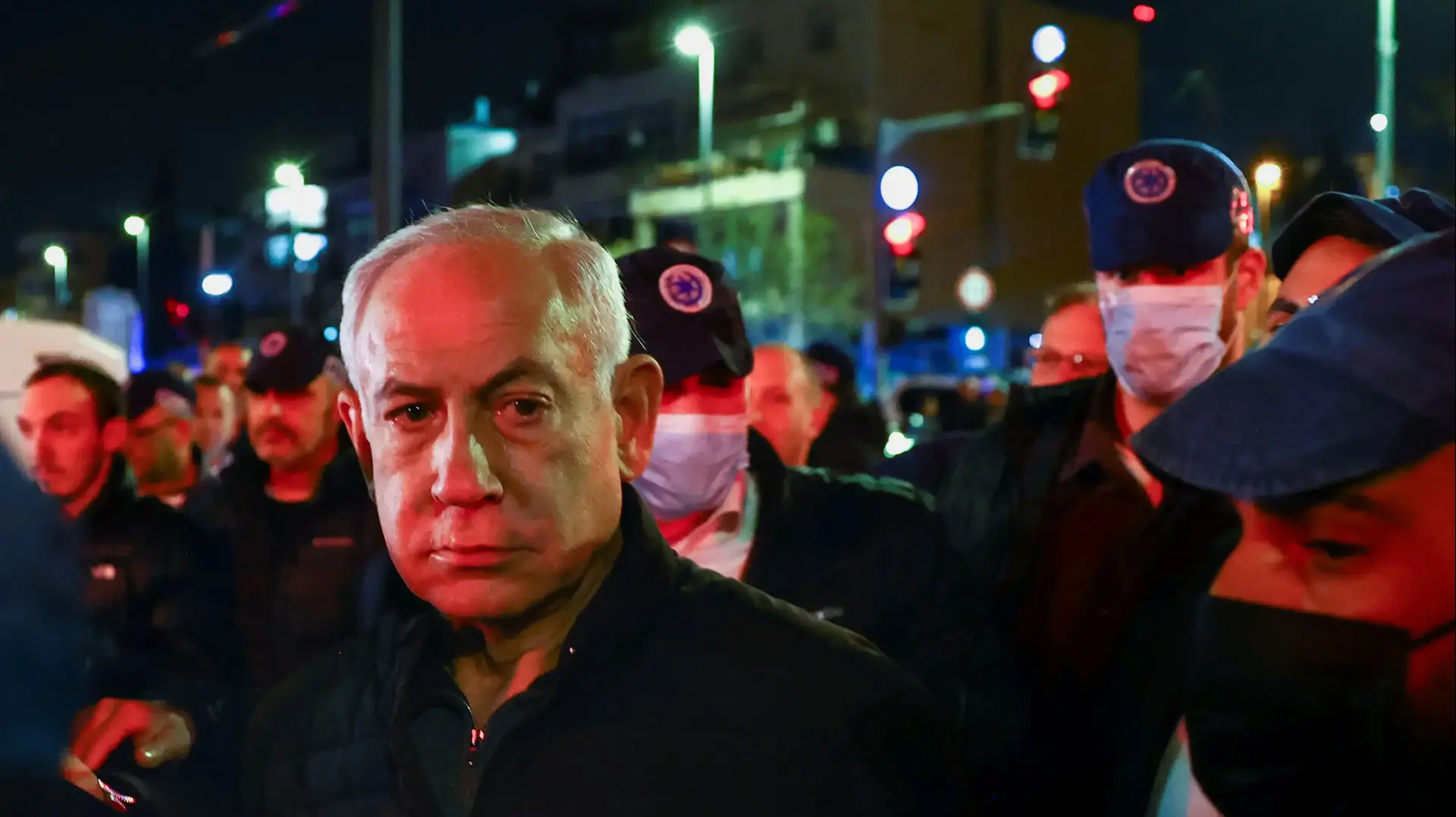 נתניהו ובן גביר בזירת הפיגוע בשכונת נווה יעקב בירושלים. 27 בינואר 2023 נתניהו ובן גביר בזירת הפיגוע בשכונת נווה יעקב בירושלים. 27 בינואר 2023