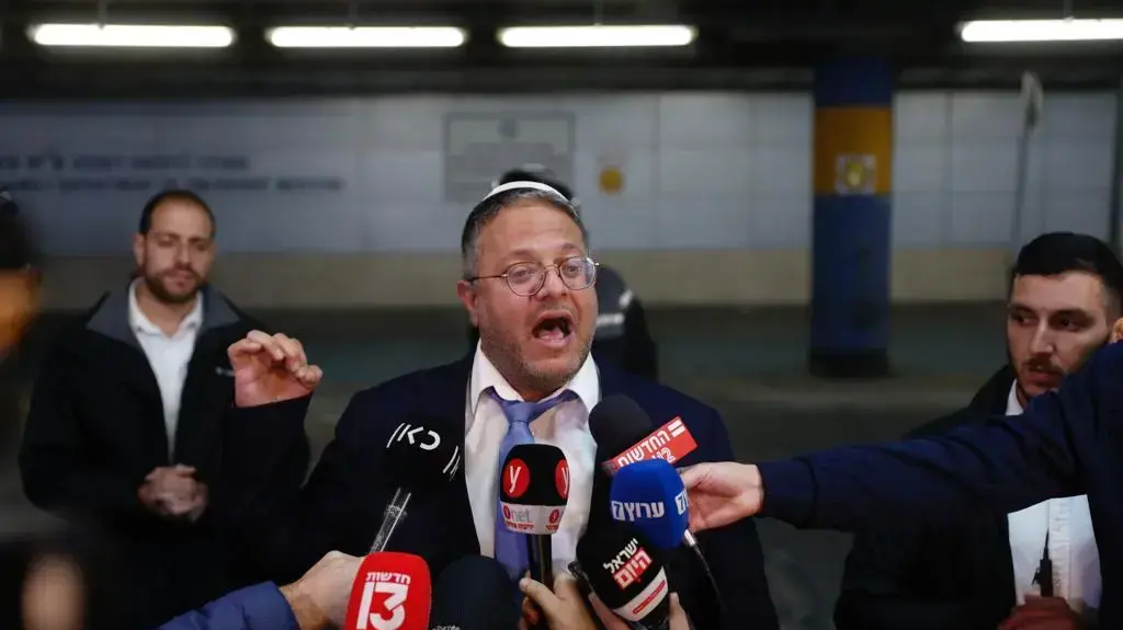 השר בן גביר: "היועמ"שית מונעת את אטימת בתי המחבלים", היא תקפה: "זה לא נכון" 28 בינואר 2022 השר בן גביר: "היועמ"שית מונעת את אטימת בתי המחבלים", היא תקפה: "זה לא נכון" 28 בינואר 2022