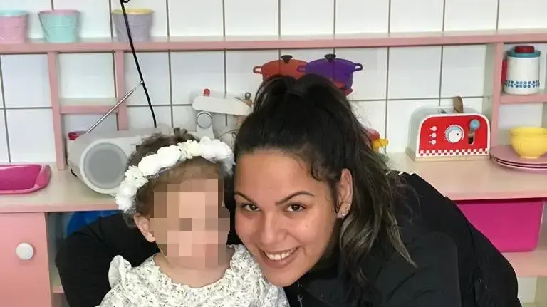 כתב אישום נגד נטלי אלי, סייעת בגן "בא לי גן" בחיפה כתב אישום נגד נטלי אלי, סייעת בגן "בא לי גן" בחיפה