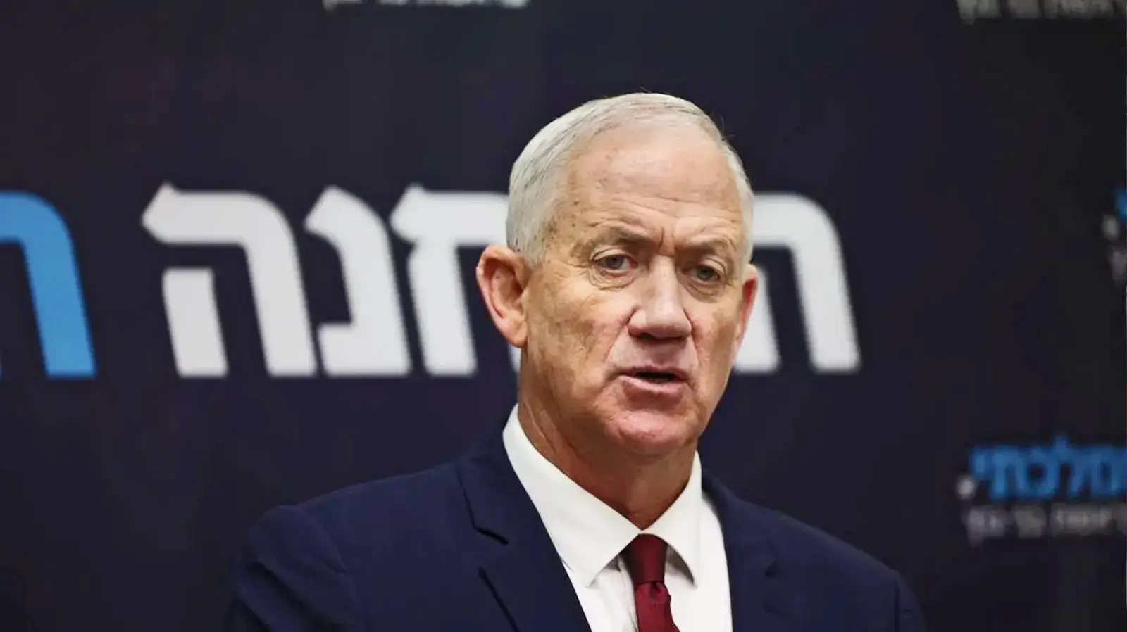 בני גנץ בישיבת סיעת המחנה הממלכתי, 23 בינואר 2023 בני גנץ בישיבת סיעת המחנה הממלכתי, 23 בינואר 2023