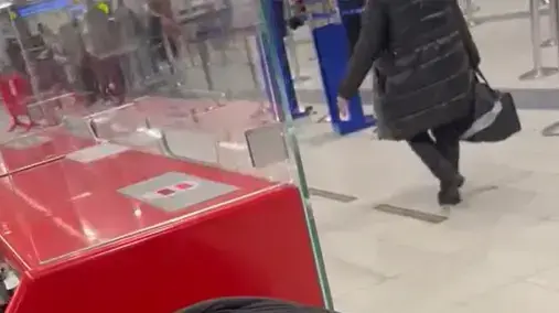 זוג הורים השאיר תינוק בדלפק צ'ק אין, נתב"ג, 31 בינואר 2022
