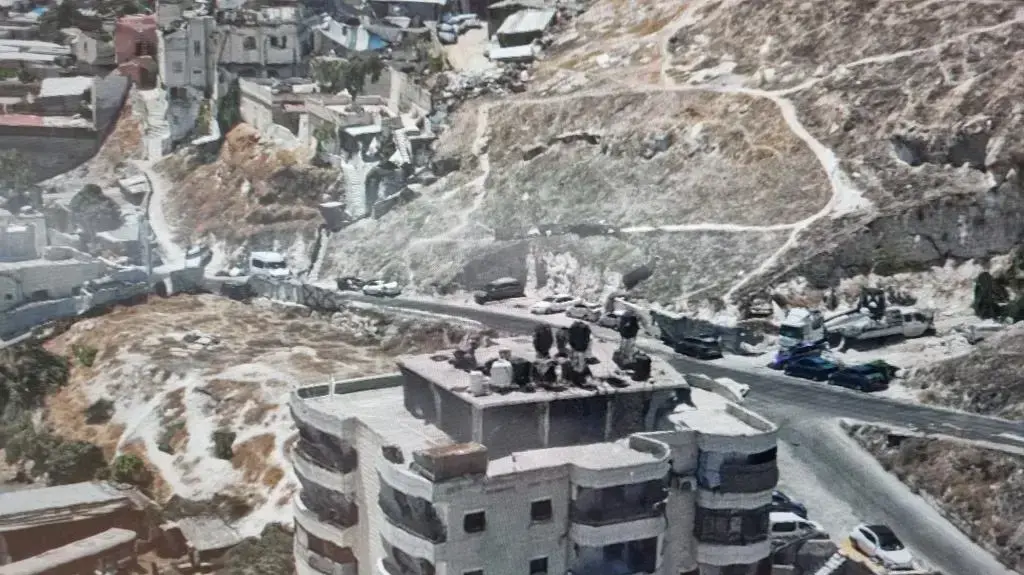 הבניין המיועד להריסה במזרח ירושלים
6.2.23 הבניין המיועד להריסה במזרח ירושלים
6.2.23