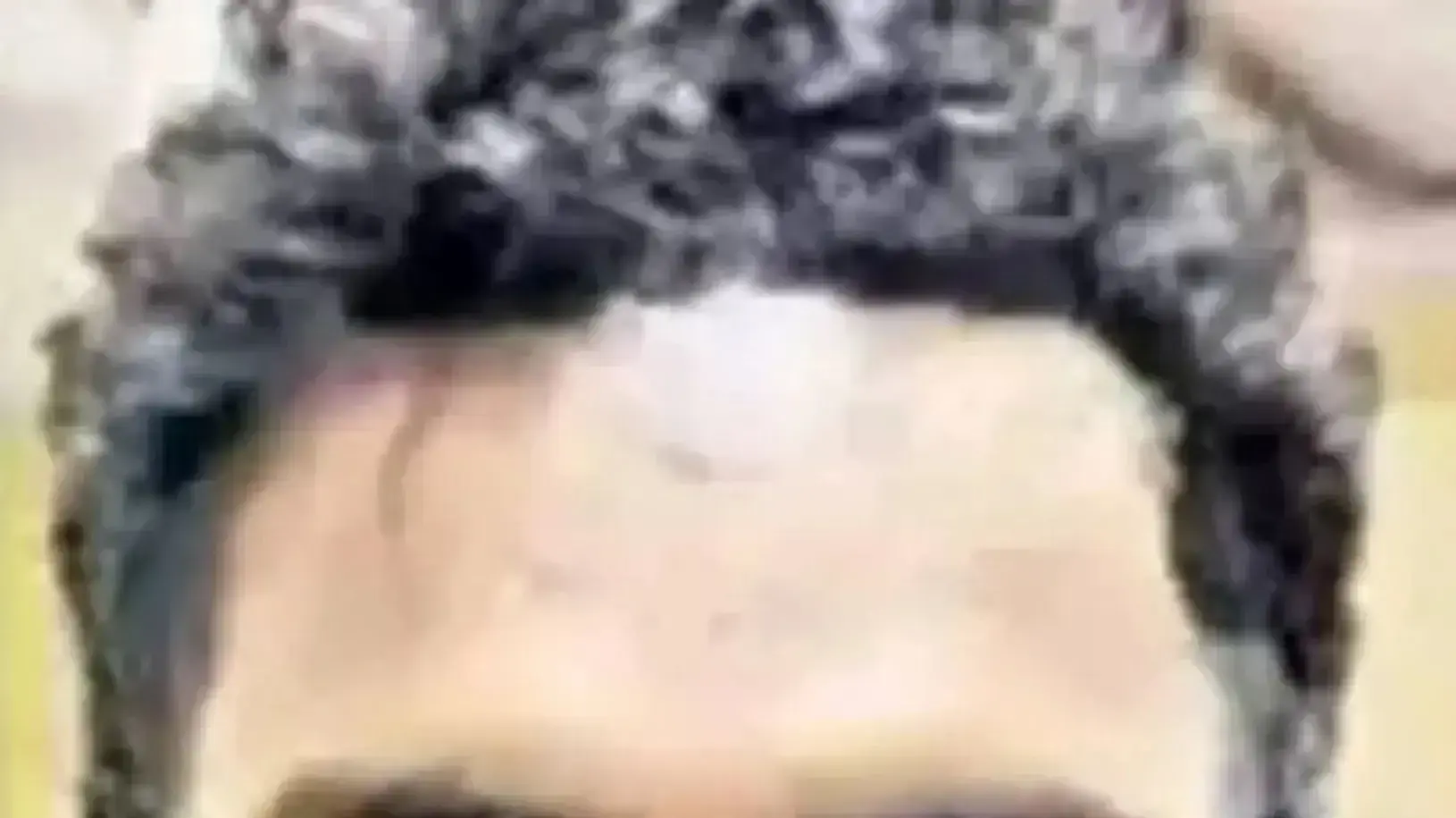 קאנדי ההודי שנחשב למת במשך שמונה חודשים קאנדי ההודי שנחשב למת במשך שמונה חודשים