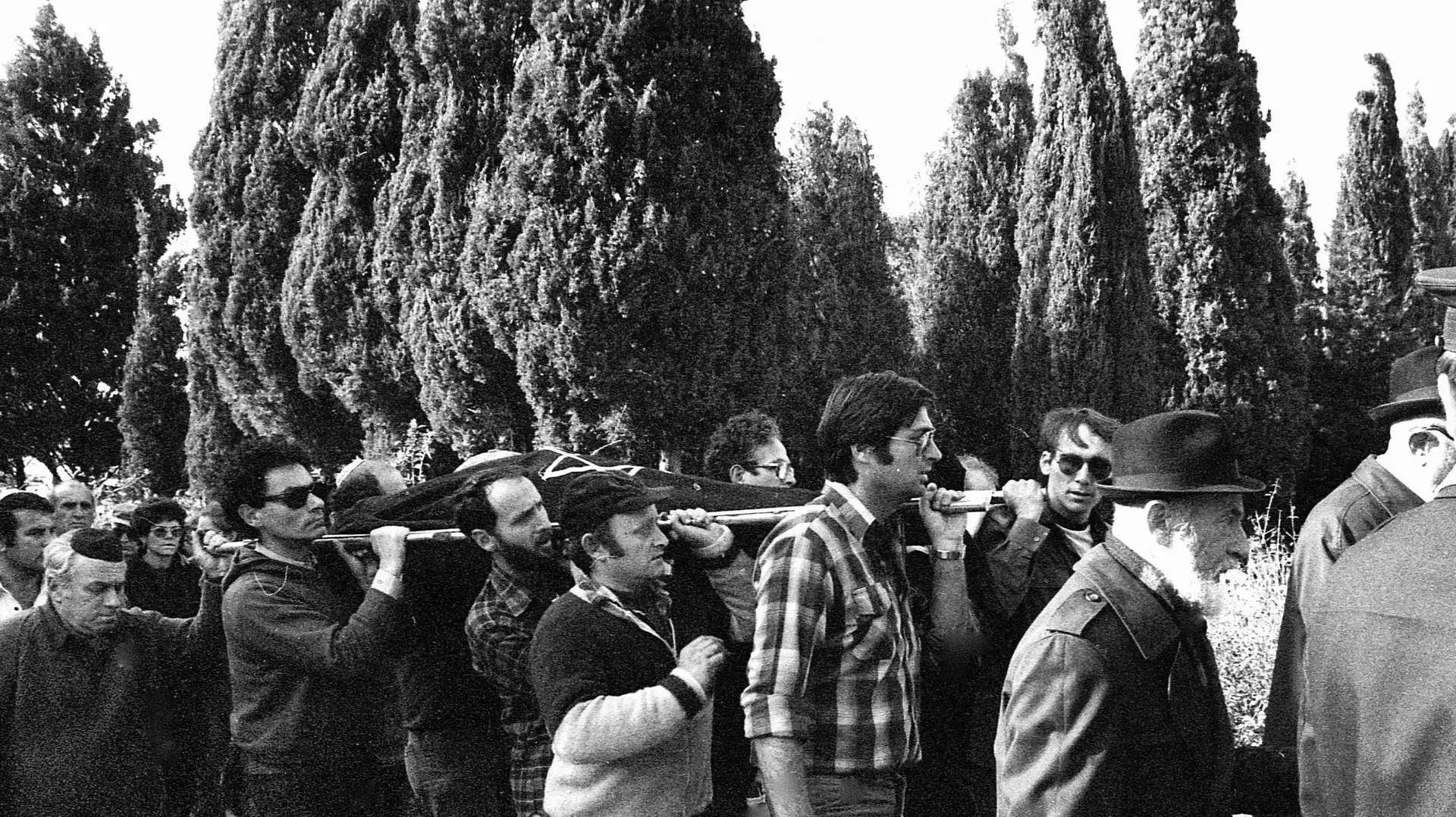 הלוויית אמיל גרינצווייג, פברואר 1983 הלוויית אמיל גרינצווייג, פברואר 1983