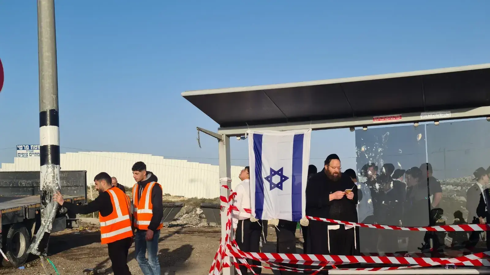 פיגוע דריסה סמוך לתחנת אוטובוס,שכונת רמות, ירושלים, 10 בפברואר 2023 פיגוע דריסה סמוך לתחנת אוטובוס,שכונת רמות, ירושלים, 10 בפברואר 2023