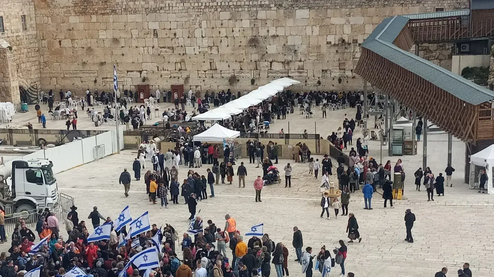 תפילה במסגרת המחאה נגד המהפכה המשפטית, הכותל המערבי, 13 בפברואר 2023 תפילה במסגרת המחאה נגד המהפכה המשפטית, הכותל המערבי, 13 בפברואר 2023