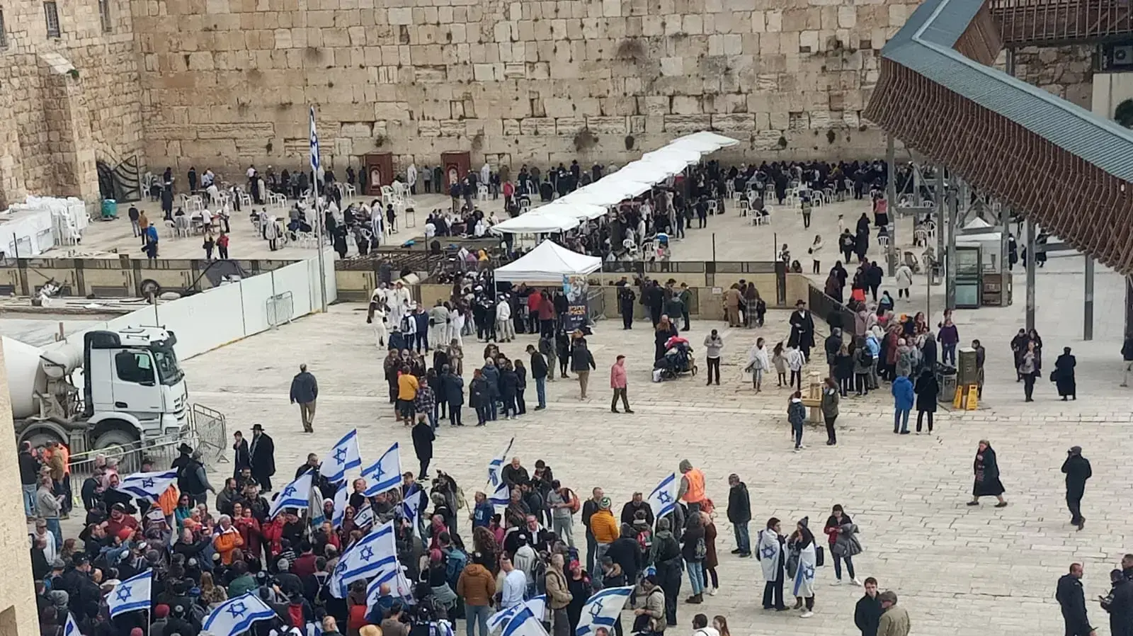 תפילה במסגרת המחאה נגד המהפכה המשפטית, הכותל המערבי, 13 בפברואר 2023