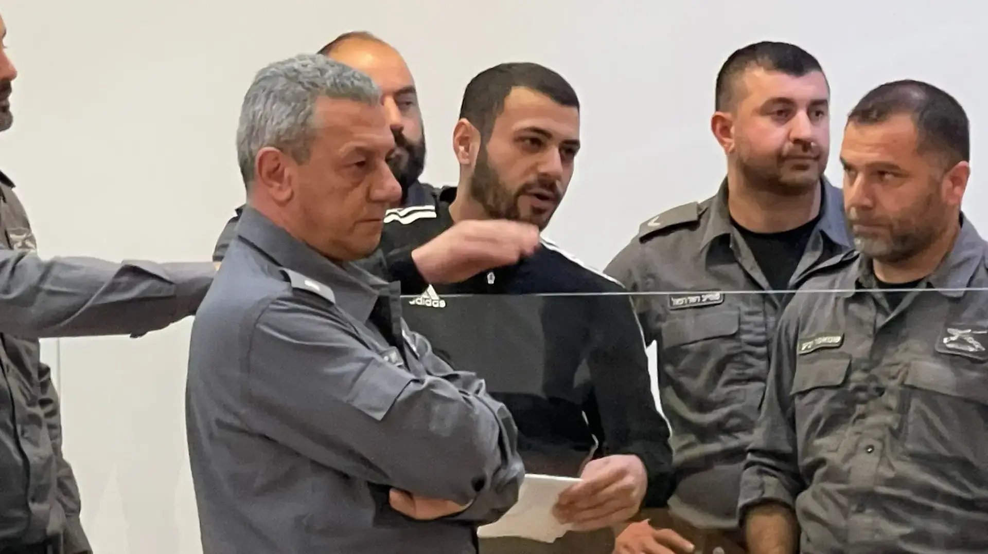 מאסר עולם לחאלד ג'בארין בגין רצח הזמר שאפיק כבהא לפני כעשור מאסר עולם לחאלד ג'בארין בגין רצח הזמר שאפיק כבהא לפני כעשור