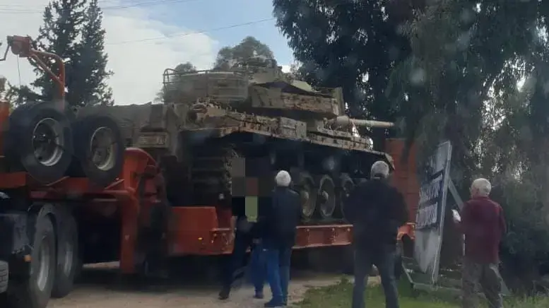 מסע ההצדעה של גיבורי חיל השריון ממלחמת יום הכיפורים הנושאים עימם טנק ישן מתל סאקי, 16 בפברואר 2023 מסע ההצדעה של גיבורי חיל השריון ממלחמת יום הכיפורים הנושאים עימם טנק ישן מתל סאקי, 16 בפברואר 2023