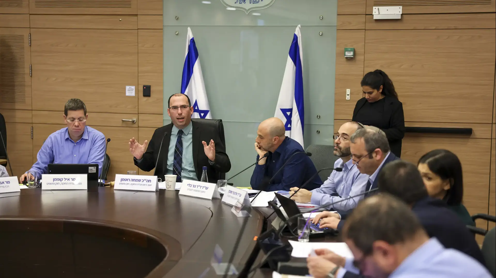 דיון ועדת החוקה, כנסת, 19 בפברואר דיון ועדת החוקה, כנסת, 19 בפברואר