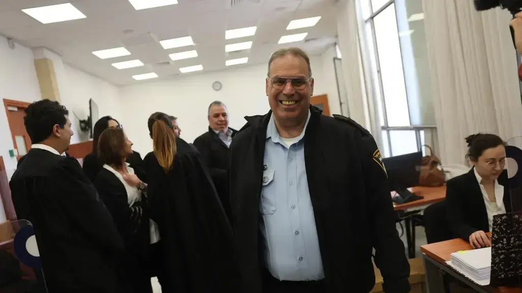 עדותו של מומי משולם, ראש צוות החקירה בתיקים 1000 ו-2000 ומי שהוביל את חקירתו של רה״מ נתניהו והיה סגן מפקד יאח״ה ,בית המשפט המחוזי ירושלים, 20 בפברואר 2023 עדותו של מומי משולם, ראש צוות החקירה בתיקים 1000 ו-2000 ומי שהוביל את חקירתו של רה״מ נתניהו והיה סגן מפקד יאח״ה ,בית המשפט המחוזי ירושלים, 20 בפברואר 2023