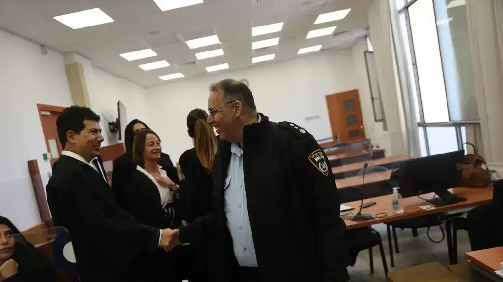 עדותו של מומי משולם, ראש צוות החקירה בתיקים 1000 ו-2000 ומי שהוביל את חקירתו של רה״מ נתניהו והיה סגן מפקד יאח״ה ,בית המשפט המחוזי ירושלים, 20 בפברואר 2023 עדותו של מומי משולם, ראש צוות החקירה בתיקים 1000 ו-2000 ומי שהוביל את חקירתו של רה״מ נתניהו והיה סגן מפקד יאח״ה ,בית המשפט המחוזי ירושלים, 20 בפברואר 2023