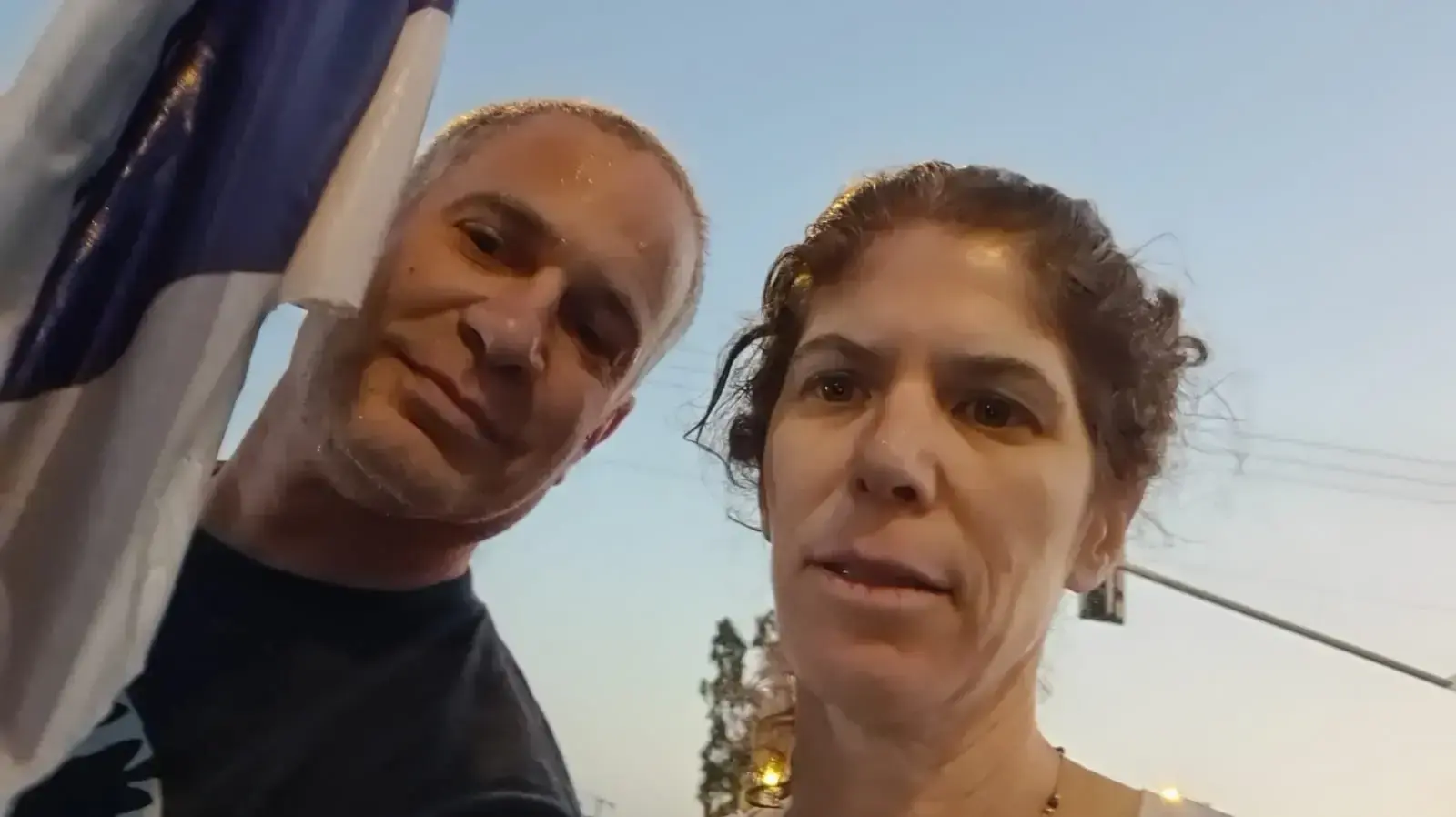 נחמן גבע, קצין צנחנים במילואים בן 51 מגבעת עדה, נעצר בהפגנה נגד המהפכה המשפטית בכרכור. 2 במרץ 2023 נחמן גבע, קצין צנחנים במילואים בן 51 מגבעת עדה, נעצר בהפגנה נגד המהפכה המשפטית בכרכור. 2 במרץ 2023