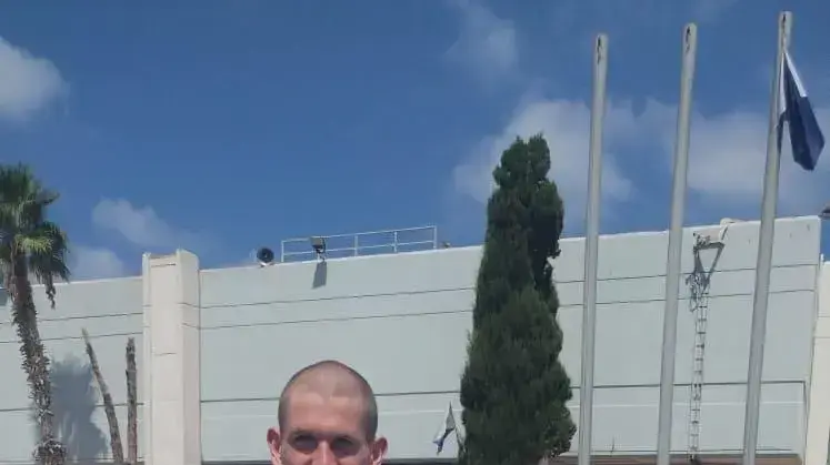 שירה ויובל סיימו יחד קורס חובלים שירה ויובל סיימו יחד קורס חובלים